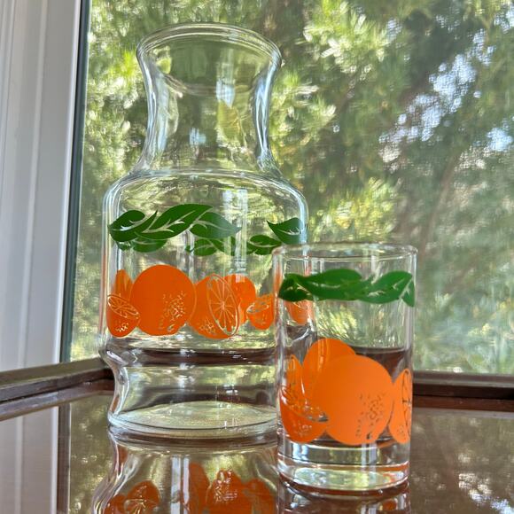 Vintage Anchor Hocking Orange Leaf Pattern, Carafe and Juice Glass set of 2 - Picture 8 of 8